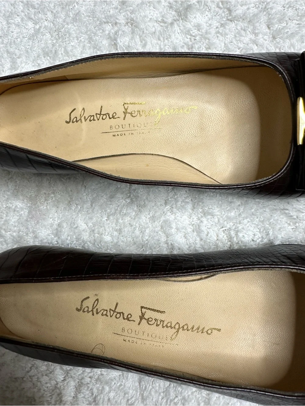 Vintage Salvatore Ferragamo Brown Croc Embossed Leather Pumps Loafers 7C 7 Wide